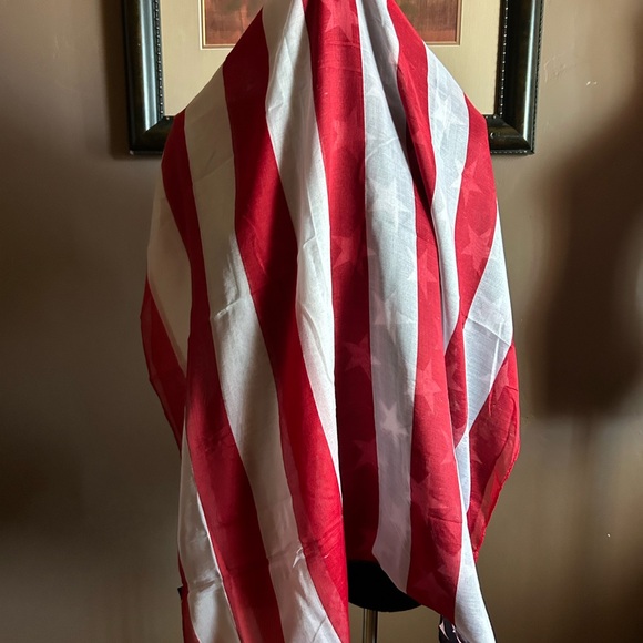 Patriotic American Flag Infinity Scarf NWT OSFA - Picture 6 of 8